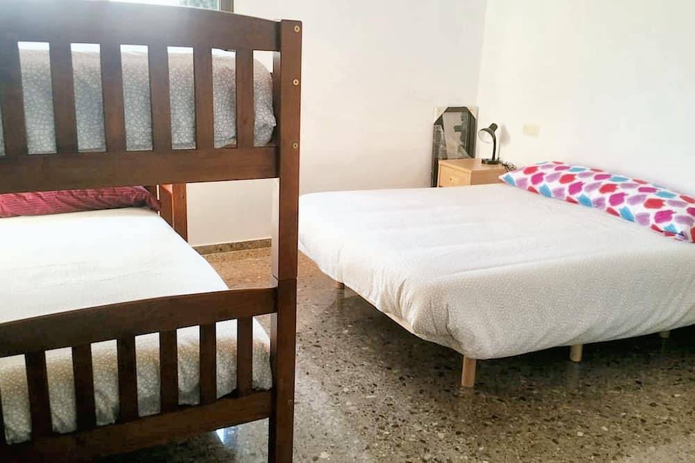 Homerez - Charming Villa in Godelleta with Private Pool in Godelleta, Valencia Province