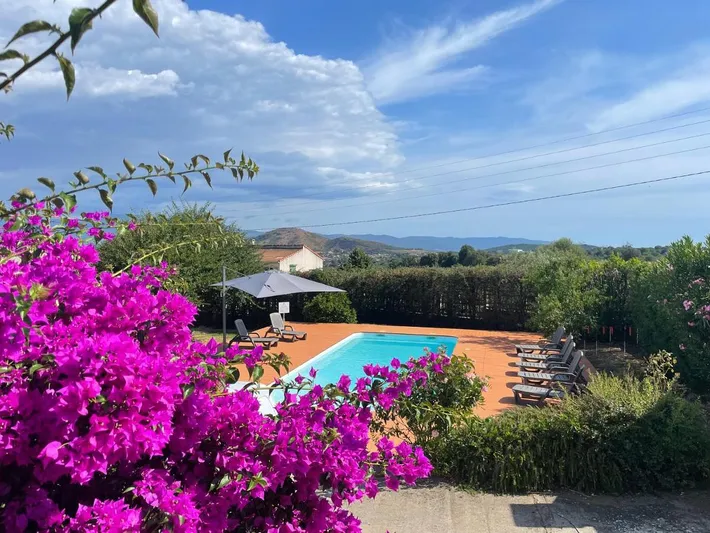 Chalet para 12 personas, con piscina y terraza, Se admiten mascotas - 1