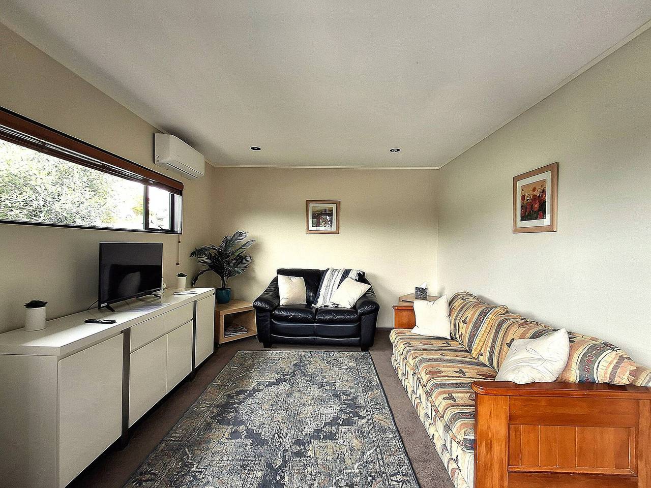 Entire studio, Neat one Bedroom plus  Living Room Apartment in Auckland, Auckland Council