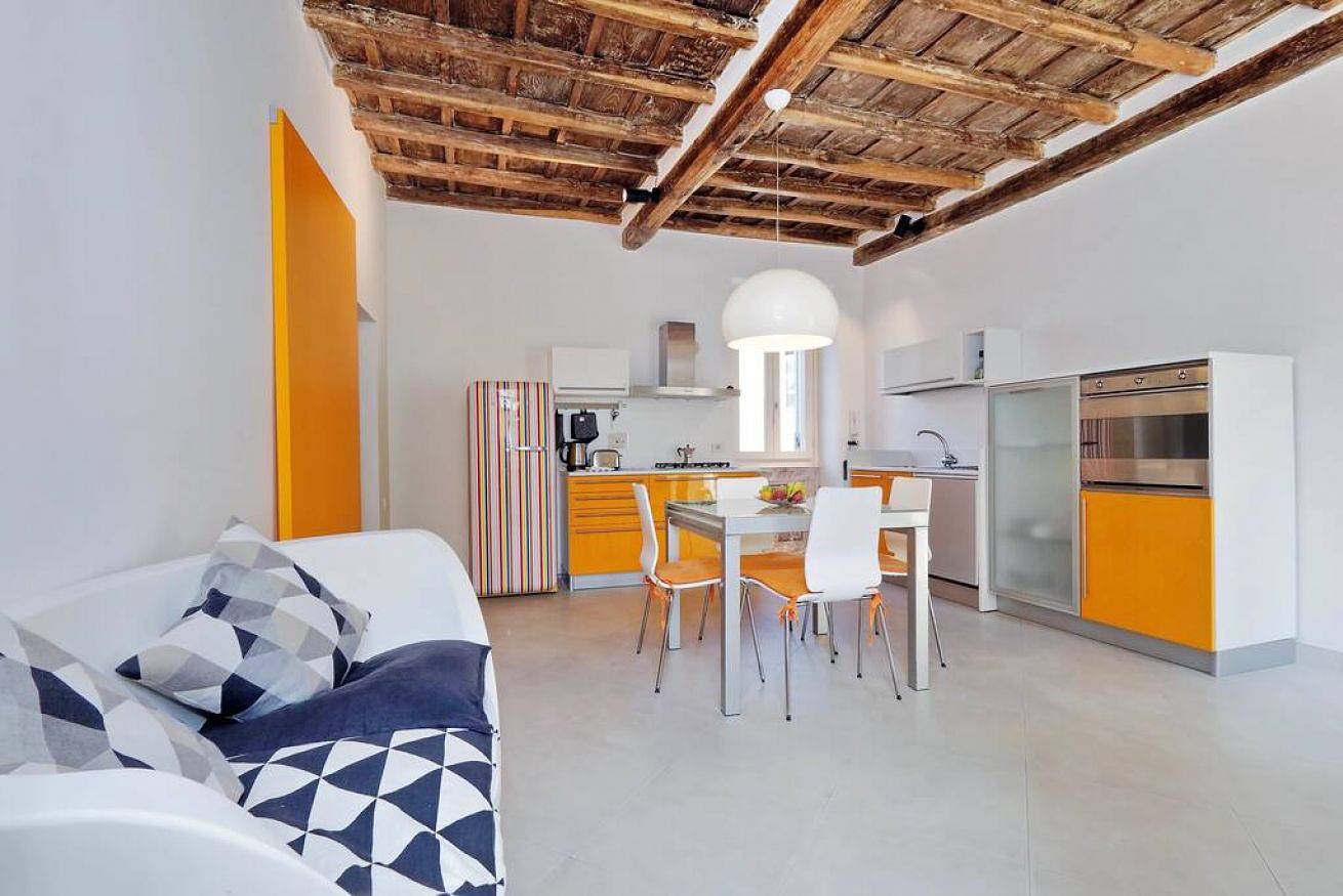 Appartamento intero, Reginella in Centro di Roma, Roma