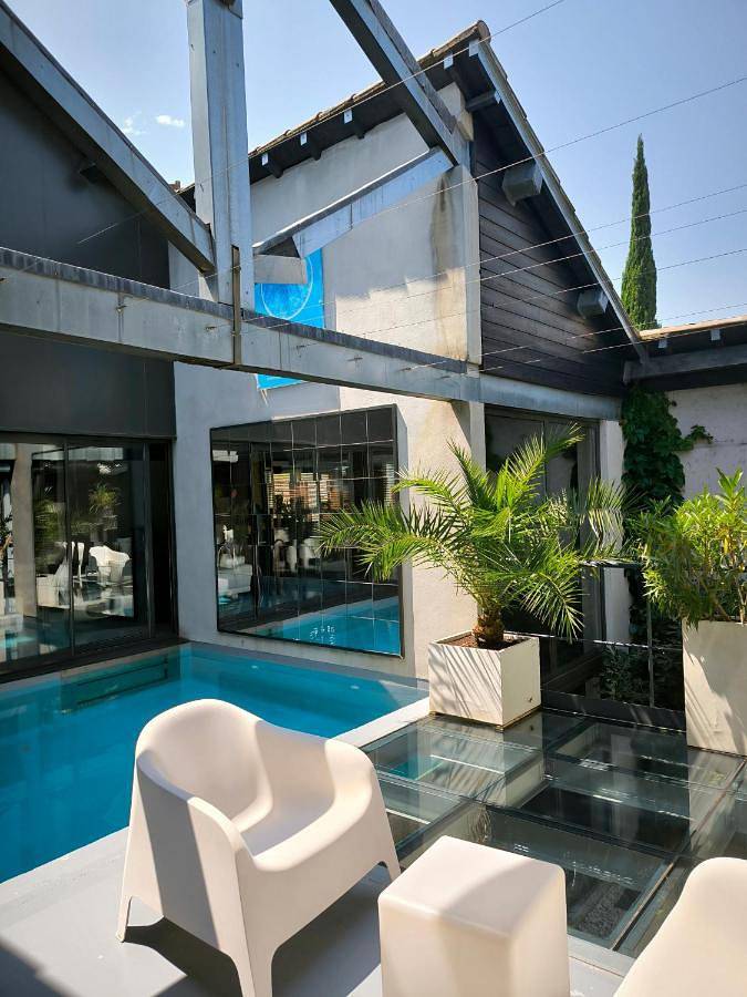 Chambre d’hôte pour 2 personnes, avec Terrasse et Jacuzzi ainsi que Piscine et Sauna à Avignon - 3