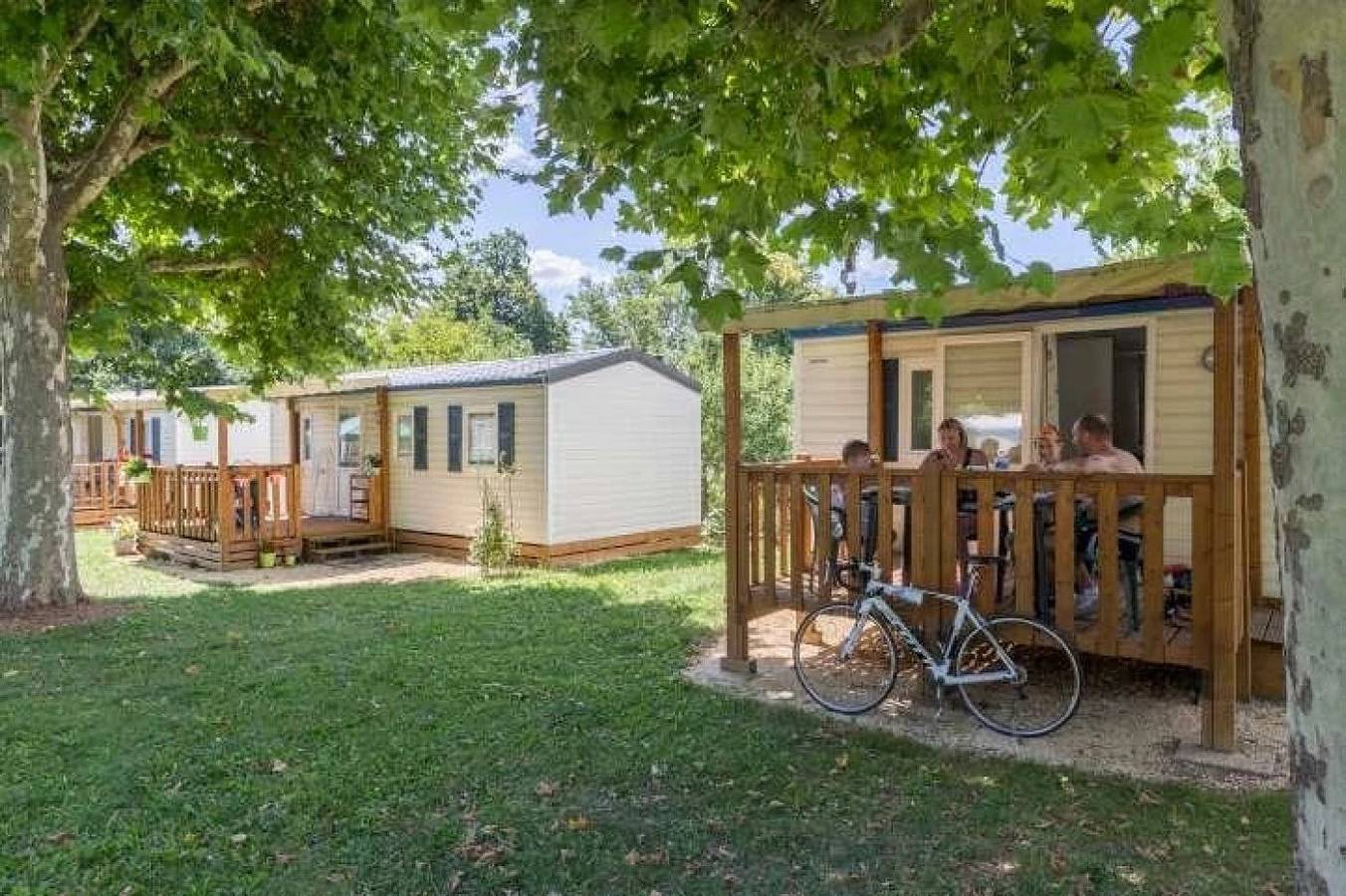 Camping 3 étoiles - Piscine  - ccbgaae in Mens, Isère