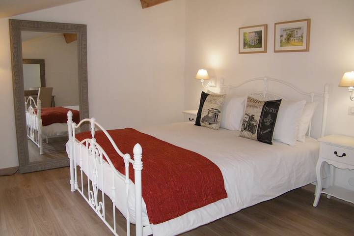 Gîte pour 2 personnes, avec terrasse et jardin à Puisseguin - 3