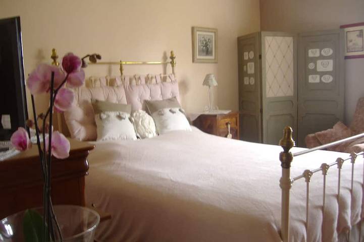 Location de vacances pour 6 personnes, avec terrasse et jardin à Coutras - 2