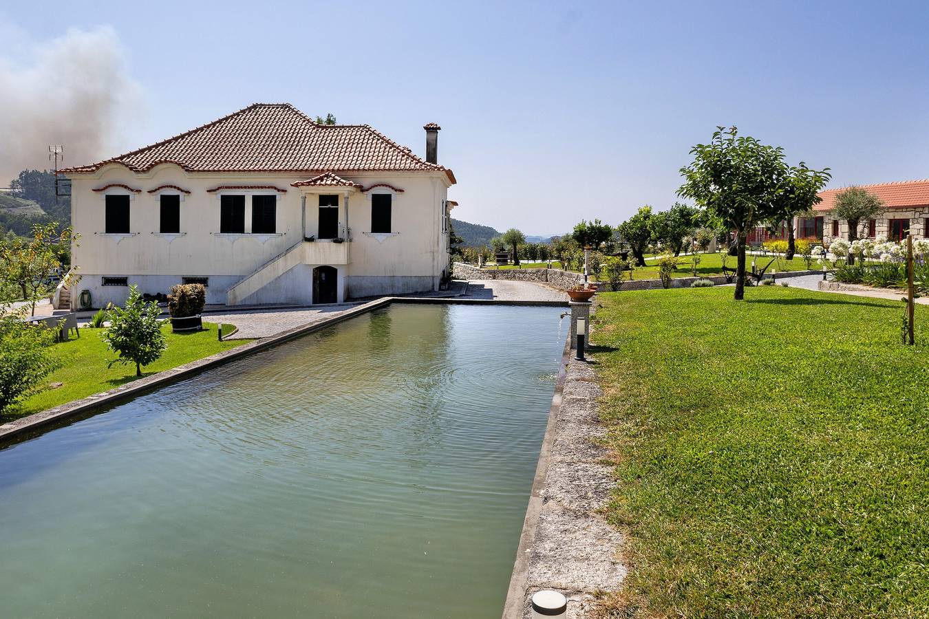 Landhuis 'Casa T1' met uitzicht op het meer, Wi-Fi en airconditioning in Anissó e Soutelo, Braga District