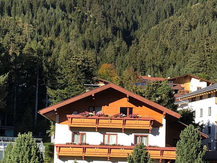 Ferienwohnung für 4 Personen, mit Balkon in Eben am Achensee - 2