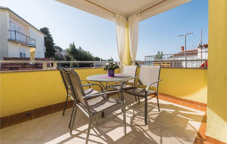 Gîte pour 4 personnes, avec terrasse à Rogoznica - 4