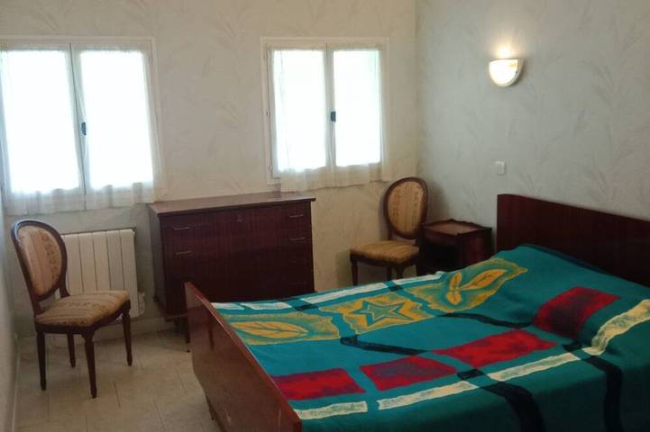 Gîte pour 5 personnes, avec piscine et jardin à Lamothe-Fénelon - 4