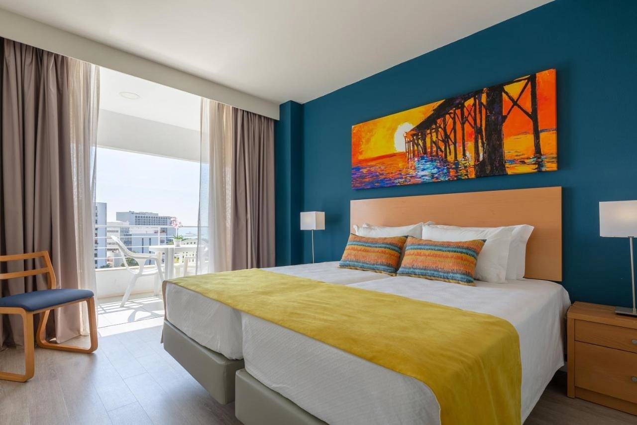 One-Bedroom Apartment with Balcony in Vilamoura, Quarteira