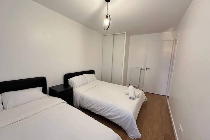 Gîte pour 5 personnes, avec terrasse et jardin à La Courneuve - 2