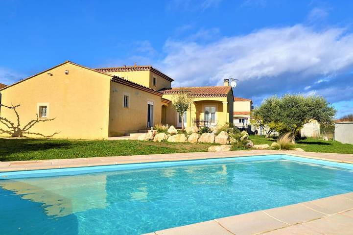 Location de vacances pour 6 personnes à Saint-Geniès-de-Malgoirès