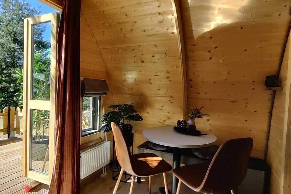 Onze Woodlodges zijn sfeervol ingericht en van alle gemakken voorzien., foto 8