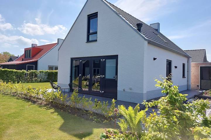Ferienhaus für 5 Personen, mit Pool und Garten - 1