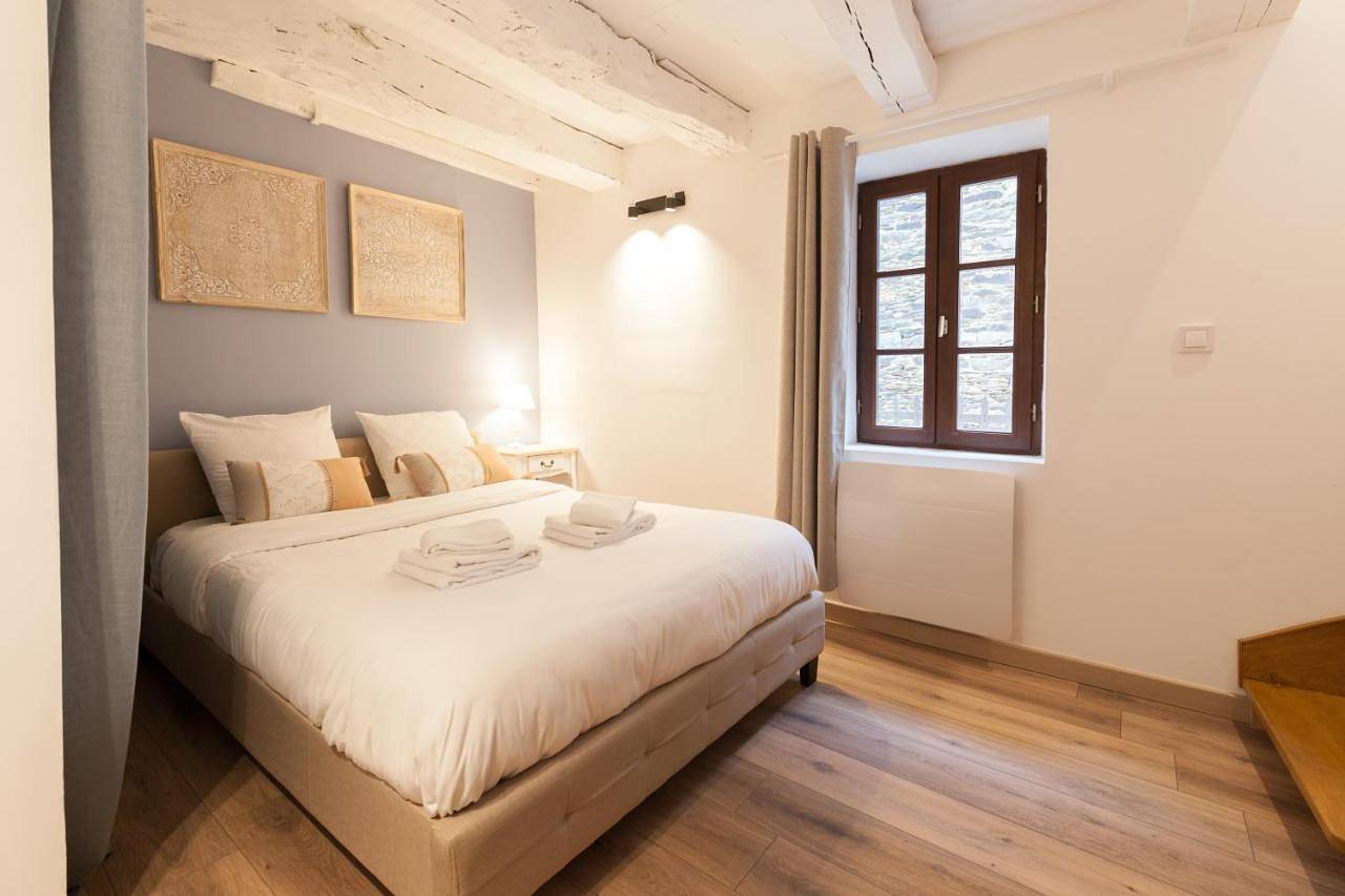 Appartement entier, La Coquette - Tout confort - 100m du Canal - Calme - Wifi in Malestroit, Région de Vannes