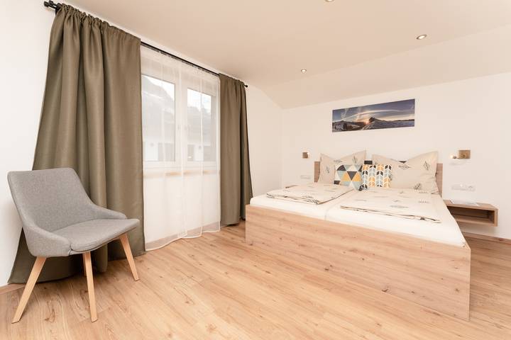 Ferienwohnung für 6 Personen, mit Balkon und Ausblick in Umhausen - 2