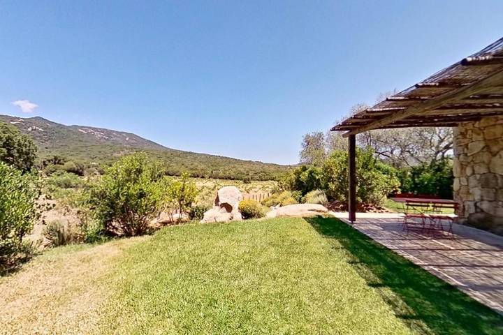Villa pour 4 personnes, avec jardin ainsi que piscine et vue à Figari - 3