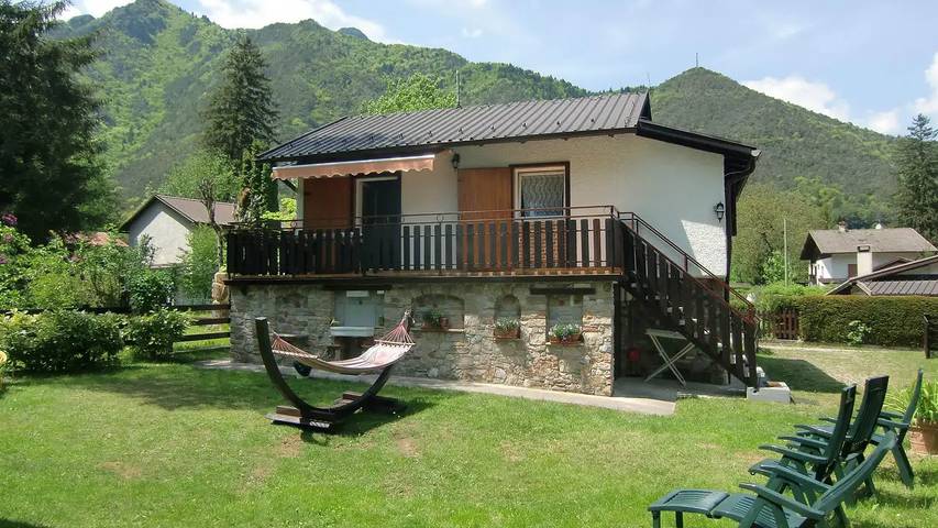 Ferienwohnung für 6 Personen, mit Garten