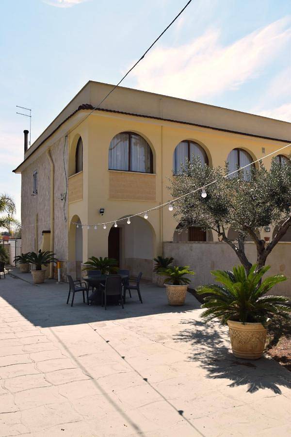 B&b per 3 persone, con giardino e panorama a Pulsano