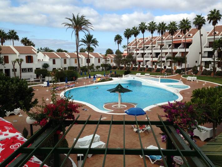 Apartamento entero, Apartamento Vacacional 'Cool Duplex In Playa Las Americas' con Vista al Mar in Playa del Búnker (Arona), Arona 
