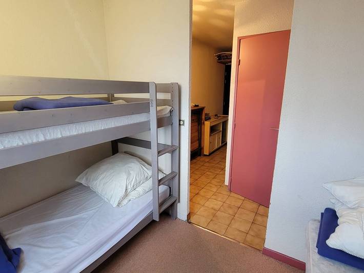 Apartamento entero, Apartamento Planta Baja - Jardín, Terraza Soleada, Cerca Estación, 5 personas, Mascotas Permitidas in Saint-Michel-de-Chaillol, Parque Nacional de los Ecrins