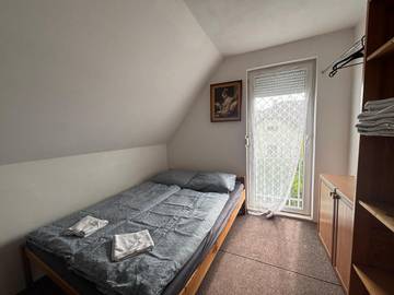 Gîte pour 2 personnes, avec balcon et vue, animaux acceptés à Hořice