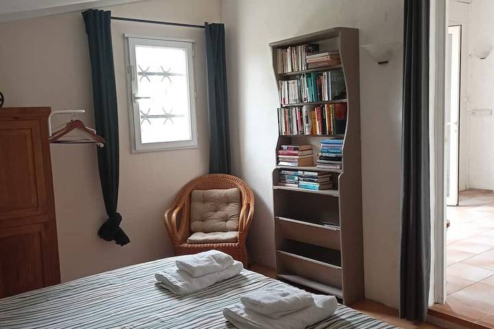 Location de vacances pour 6 personnes, avec jardin et terrasse à Douzens - 2