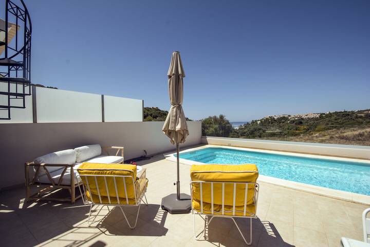 Ferienhaus für 8 Personen, mit Balkon und Terrasse sowie Garten und Pool in Salema - 2