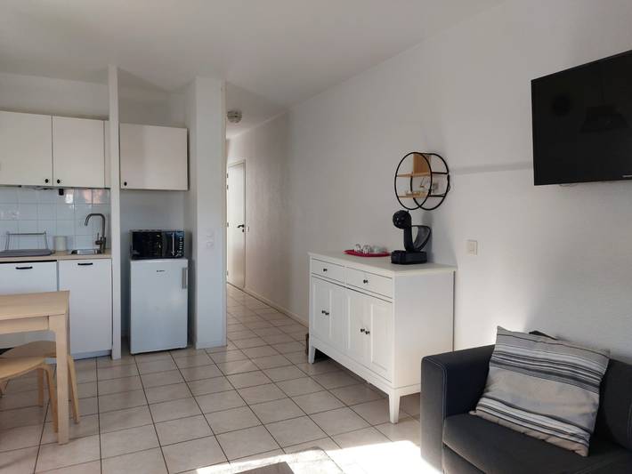 Appartement entier, Charmant T2 avec piscine à 2 min de la plage in Urrugne, Région de Bayonne