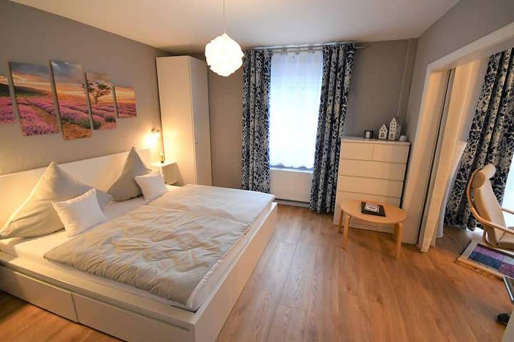 Ganze Wohnung, Ferienwohnung \"Zu den Bruchtauen\" in Brakel, Kreis Höxter