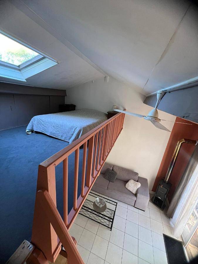 Location de vacances pour 4 personnes, avec vue ainsi que terrasse et piscine à Saint-Aubin-de-Nabirat - 2