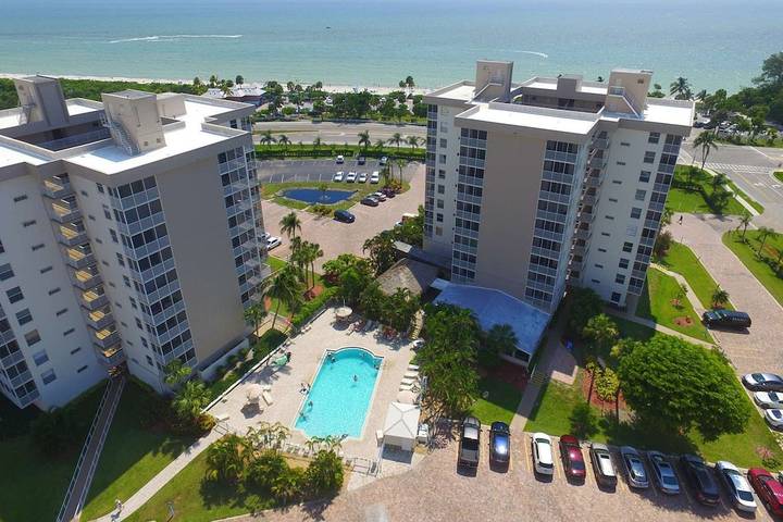 Beach rental for 2 people, with pool and balcony/terrace in Bonita Springs