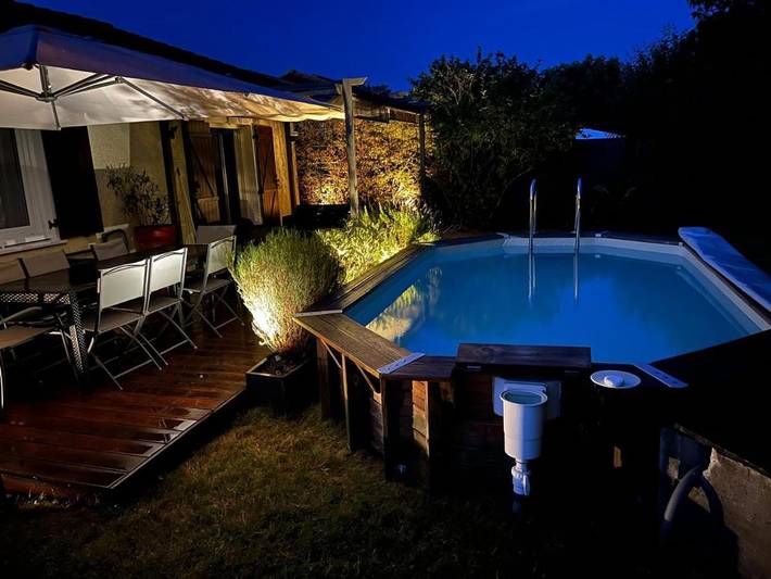 Location de vacances pour 7 personnes, avec terrasse et piscine à Le Barp - 4