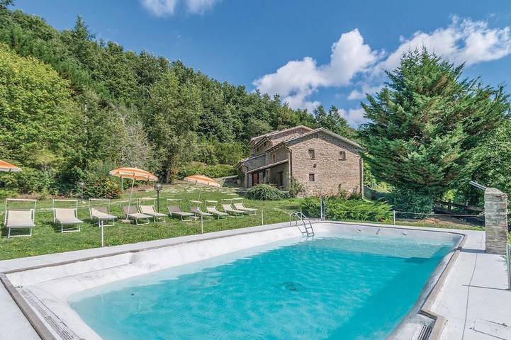 Holiday home for 19 people, with terrace, with pets - 1