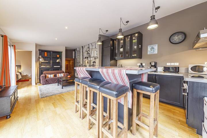 Gîte pour 6 personnes, avec terrasse ainsi que jardin et sauna, animaux acceptés à Mont-Dore - 4