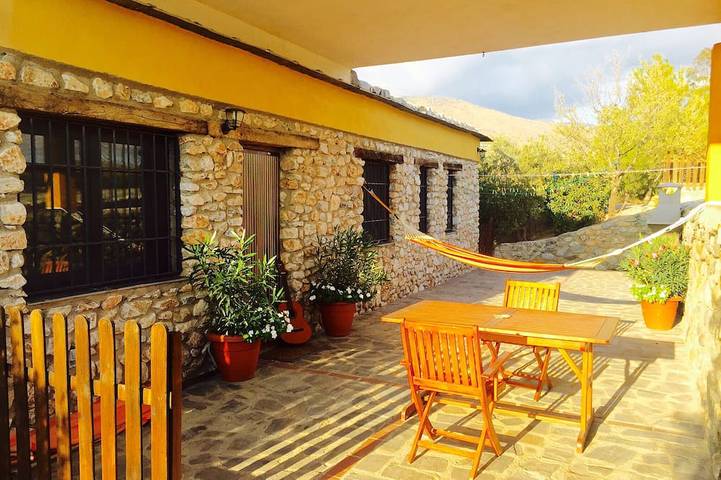 Gîte pour 4 personnes, avec balcon et jardin, animaux acceptés