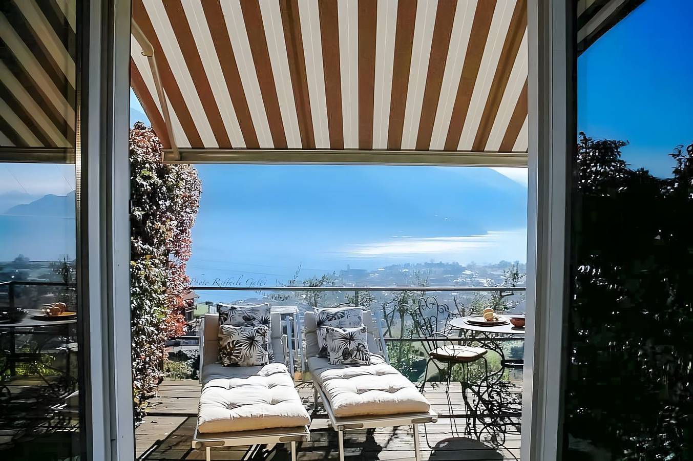 Appartement entier, Pretore Romantico Loft Holiday Apartment with Pool in Gravedona, Gravedona ed Uniti