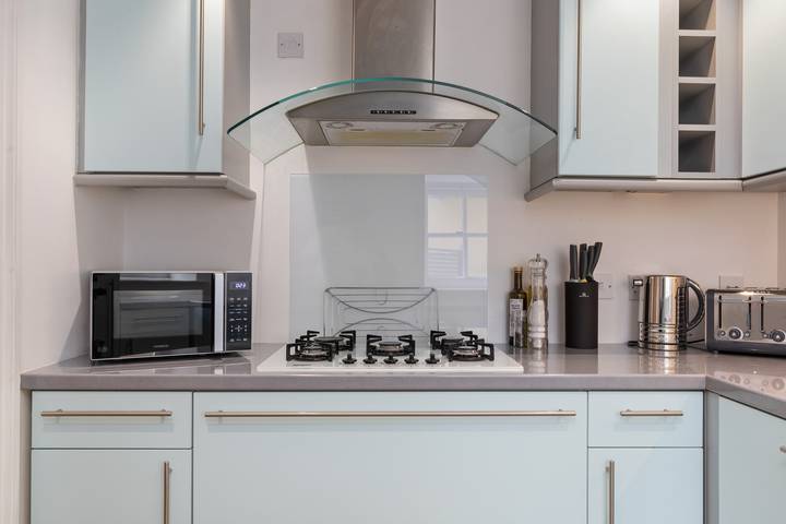 Apartamento inteiro, 2 South Beach Court - Beach Apartment in Tenby, Pembrokeshire