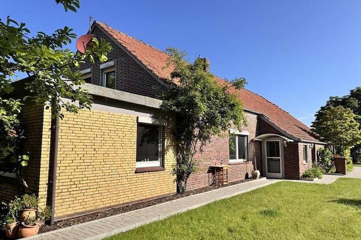 Ferienhaus für 4 Personen, mit Terrasse und Garten in Friederikensiel - 3