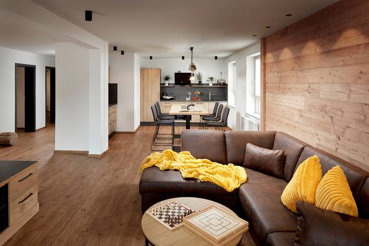 Ferienwohnung für 6 Personen, mit Terrasse und Sauna sowie Garten in Schwangau