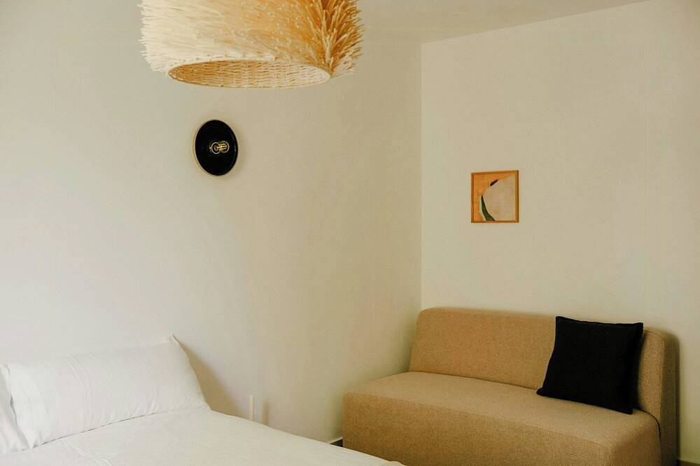 Maison design avec vue sur la piscine à Saint Montan in Saint-Montan, Privas (arrondissement)