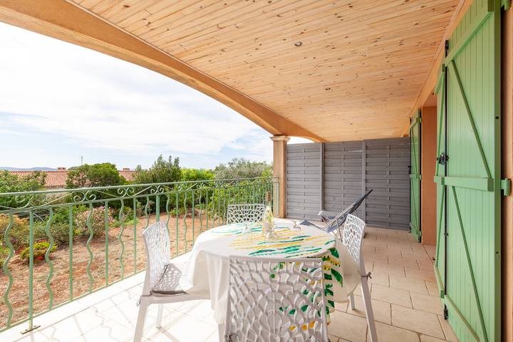 Location de vacances pour 4 personnes, avec balcon, animaux acceptés à la La Ciotat