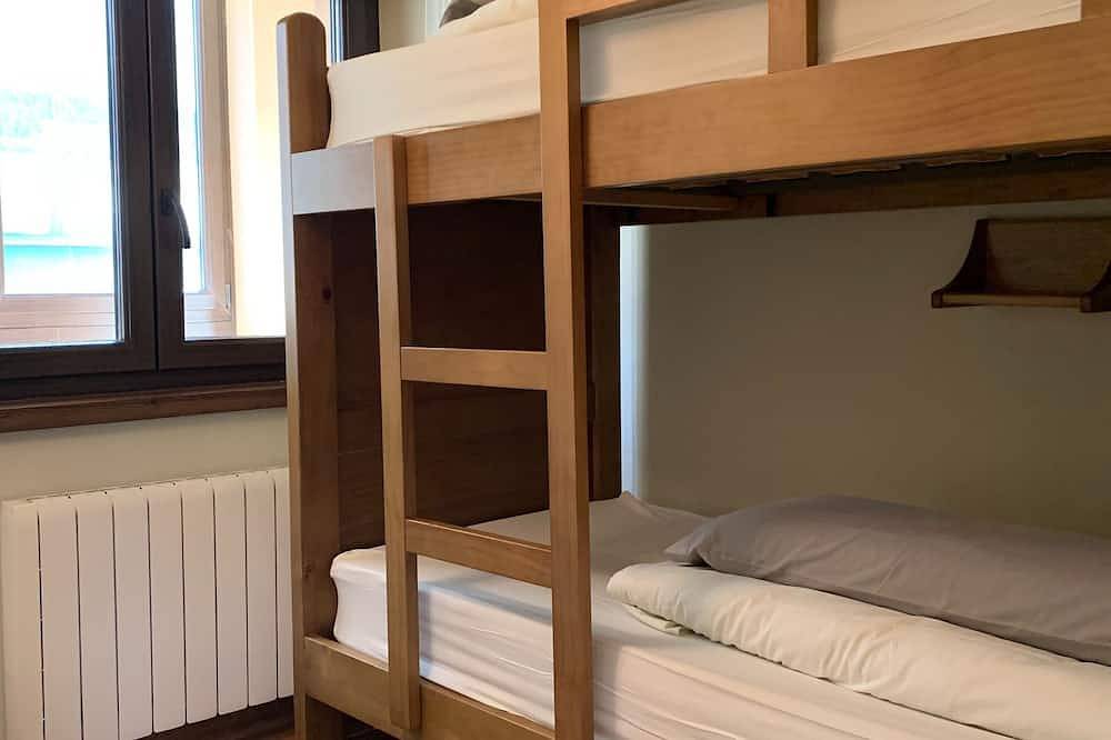 Entire apartment, 2 Bedroom Apartment In La Molina in La Molina, Alp
