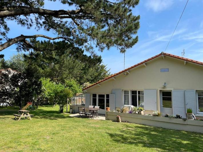 Location de vacances pour 7 personnes, avec jardin ainsi que piscine et vue dans Plage du Platin - 4
