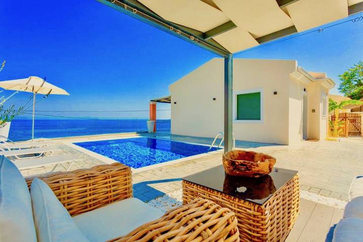 Villa mit pool für 3 Personen auf Korfu