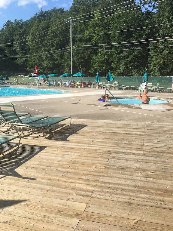 Whirlpool 112 Jets, Holzkamin, A / C, Sauna, kostenloses Wlan in Lehman Township, Pike County