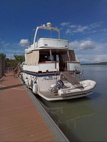 Bateau pour 4 personnes, avec vue et terrasse dans le Gard