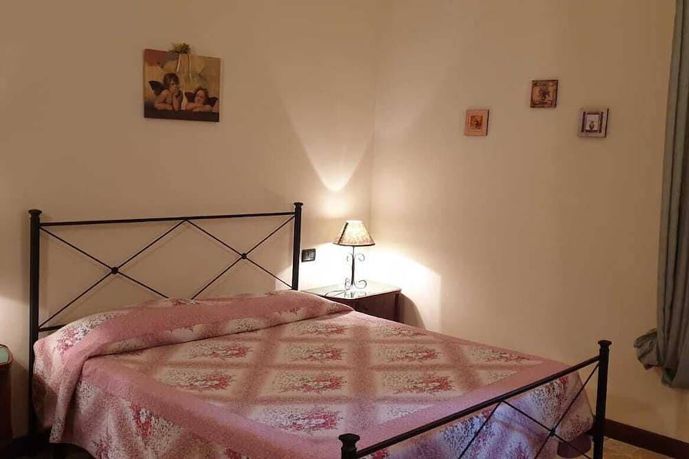 2 bedroom private vacation home in tuscany in Chianni, Etruskische Küste