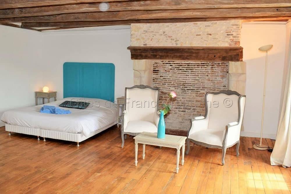 Encantadora mansión del siglo Xvii con sauna y jacuzzi, cerca de los castillos del Loira in Valle del Loira