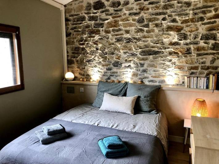 Location de vacances pour 4 personnes, avec piscine ainsi que jardin et terrasse à Saint-Clément - 2