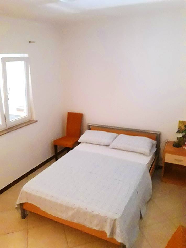 Gîte pour 4 personnes, avec vue sur l’océan et balcon, adapté aux familles à Novalja - 2